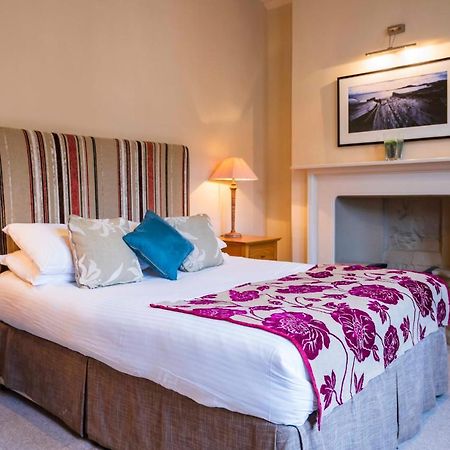 The Swan Hotel - Bradford-On-Avon Екстер'єр фото