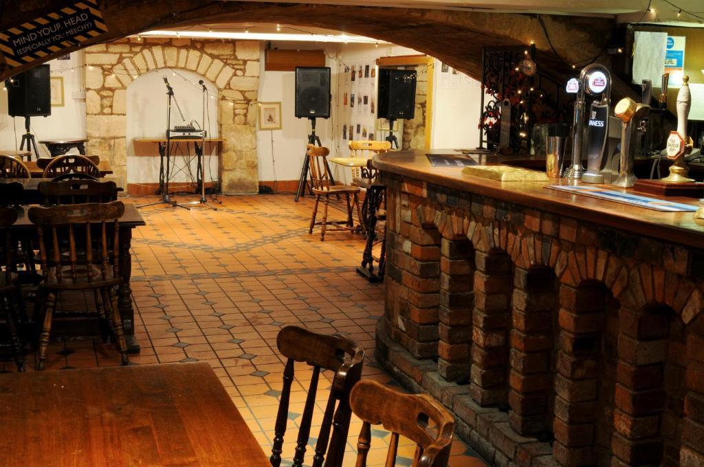 The Swan Hotel - Bradford-On-Avon Екстер'єр фото