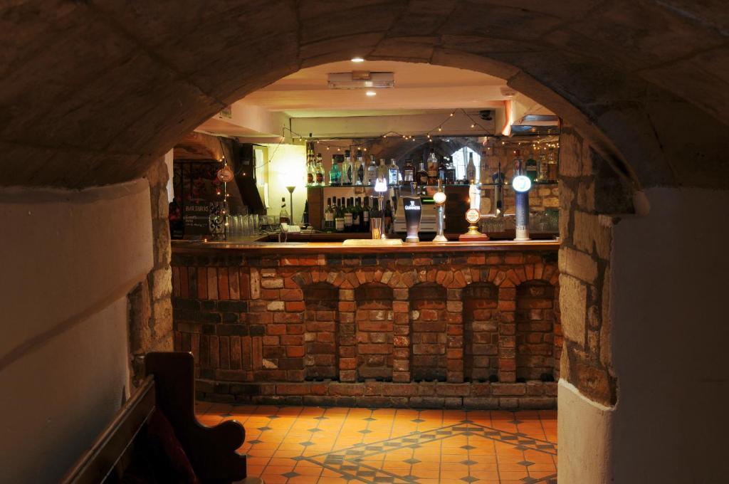 The Swan Hotel - Bradford-On-Avon Екстер'єр фото