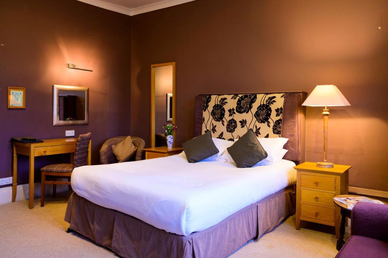 The Swan Hotel - Bradford-On-Avon Екстер'єр фото