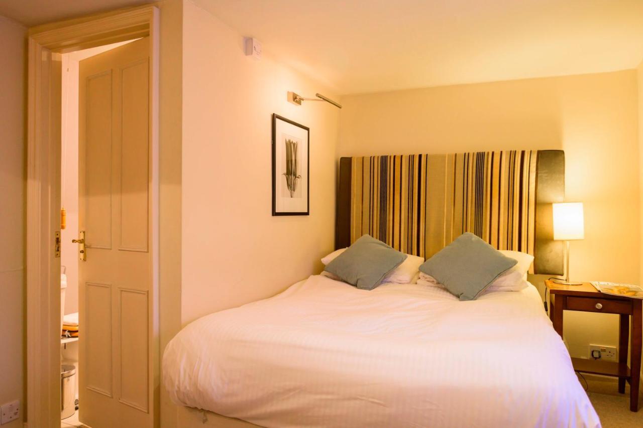 The Swan Hotel - Bradford-On-Avon Екстер'єр фото