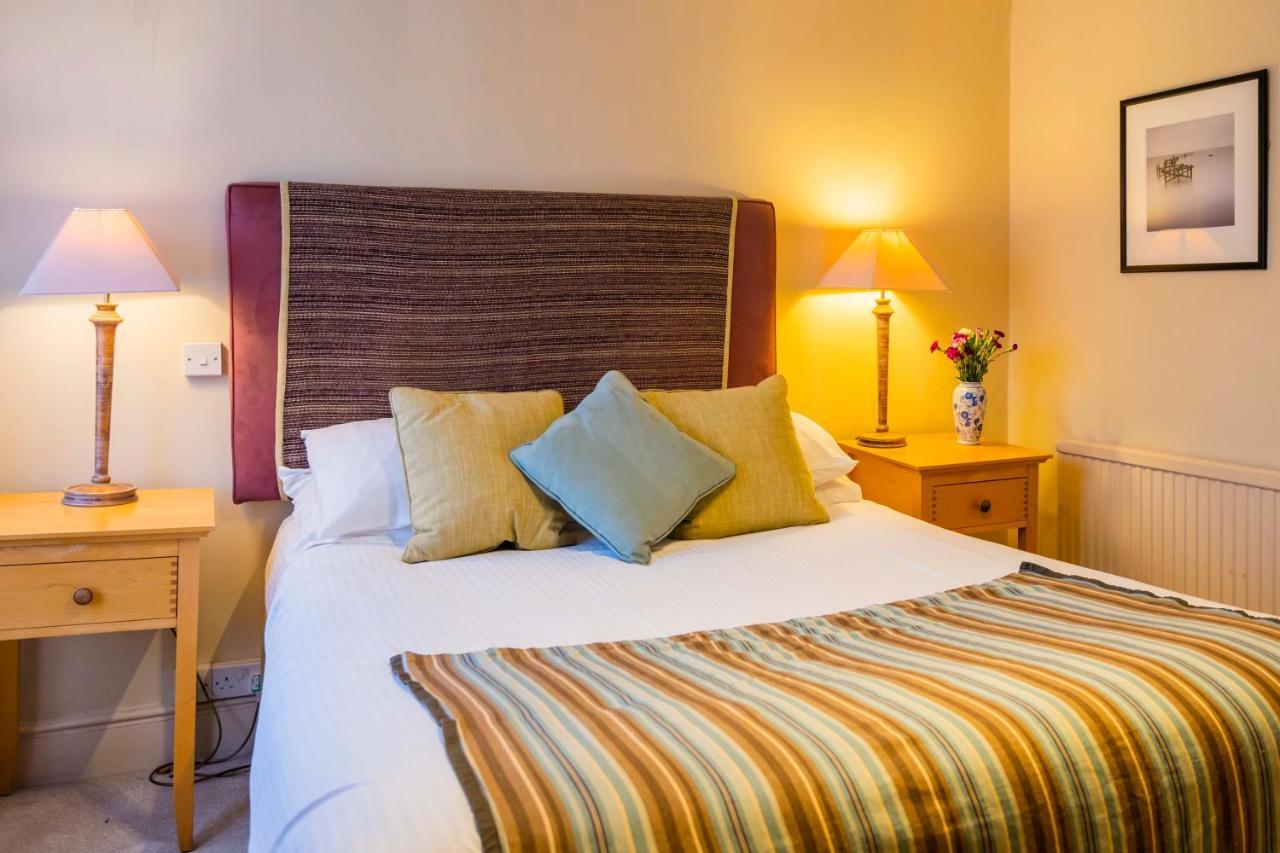 The Swan Hotel - Bradford-On-Avon Екстер'єр фото